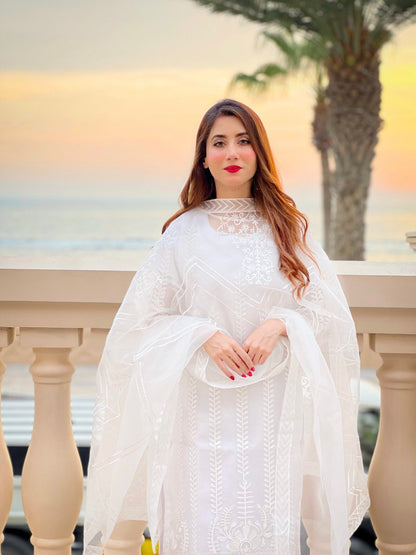 D4E603BA-5F00-44AB-AEF9-877B7F5DF7A4