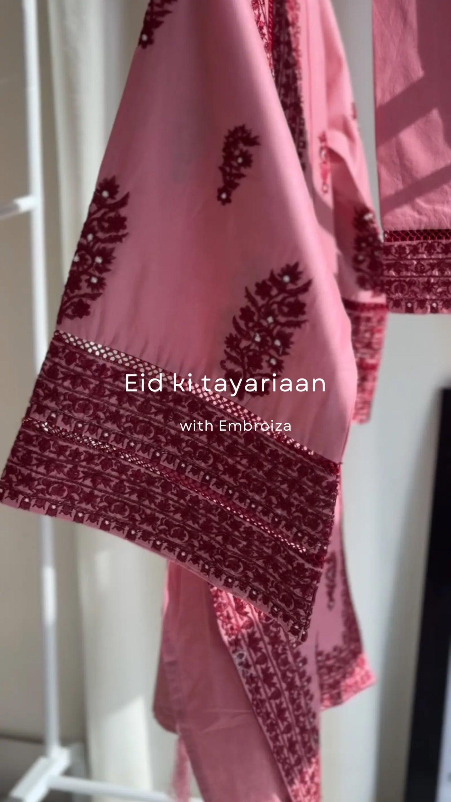 Black Simple Blurred Quote Motivation Instagram Story 10