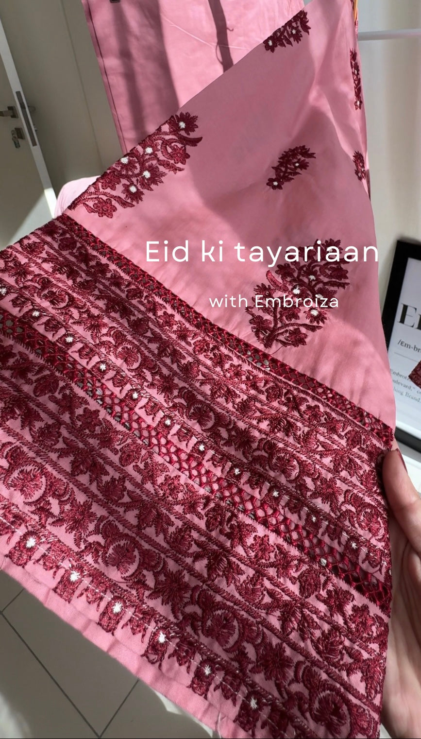 Black Simple Blurred Quote Motivation Instagram Story